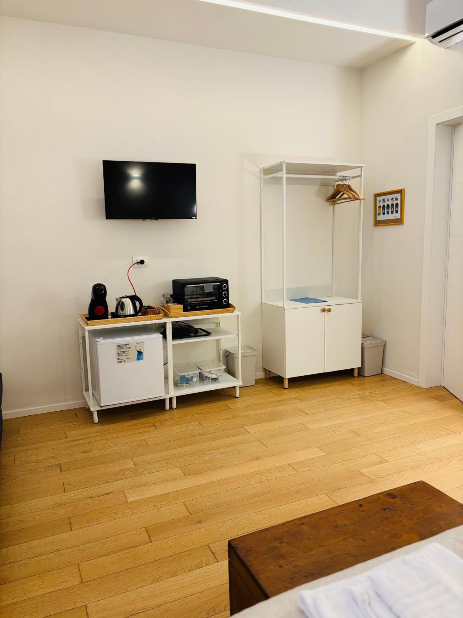 Room24 R Bari Ngoại thất bức ảnh